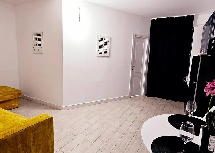 Briza Marii - Alezzi Mamaia Διαμέρισμα *